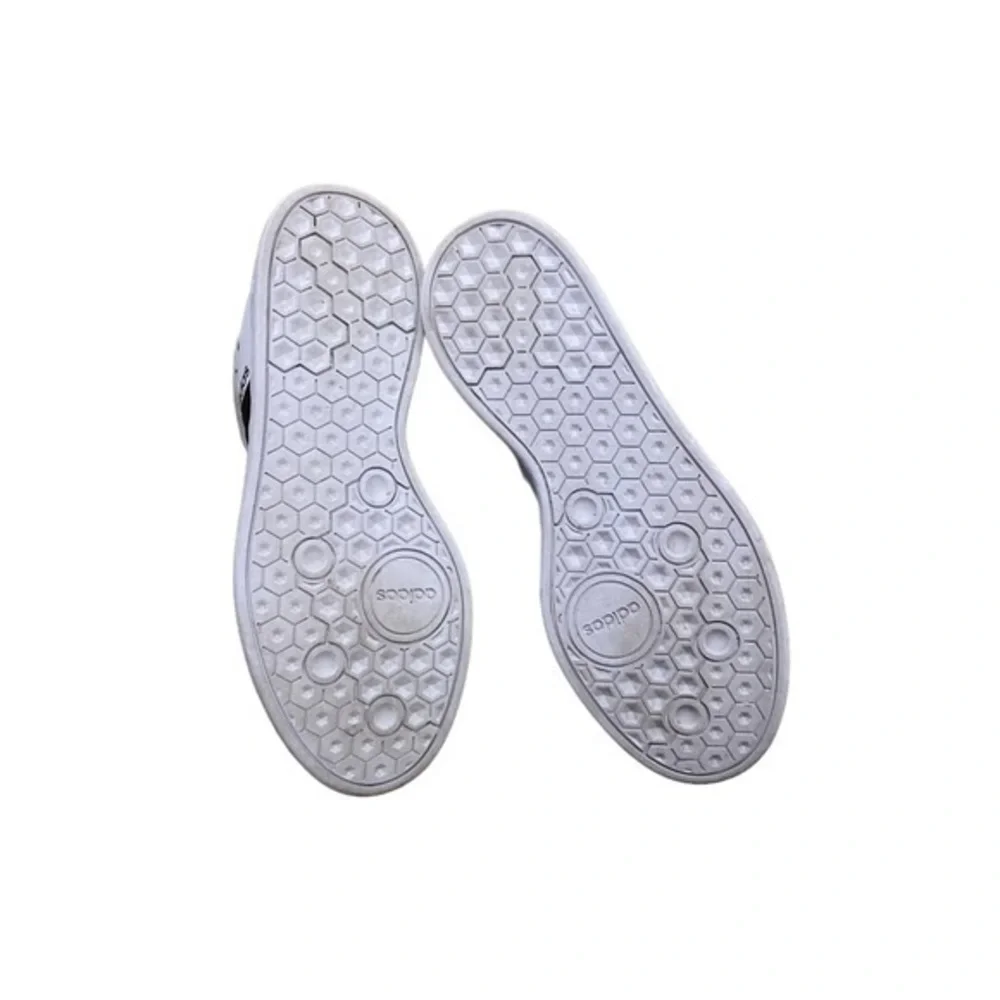 Adidas Men’s  Breaknet Sneakers White‎ With Black Classic 3 Stripe Size 9